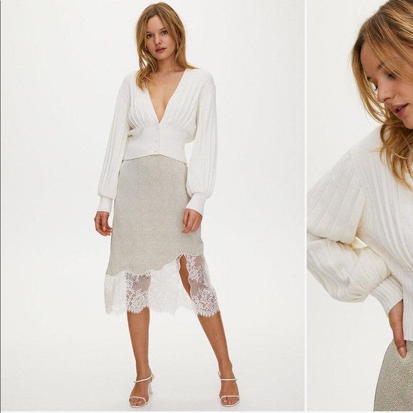 Aritzia Sweaters - Wilfred plunge front cardigan in oak